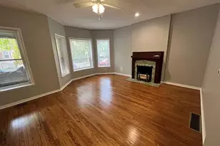 928 W Belle Plaine Ave, Chicago, IL 60613 - Photo 3