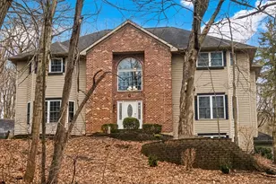 9 Echowood Dr, Algonquin, IL 60102 - Photo 1