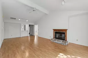 1220 Quail Run, Savoy, IL 61874 - Photo 7