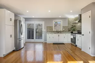 265 Cobb Cir, Bolingbrook, IL 60440 - Photo 11