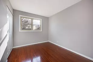 265 Cobb Cir, Bolingbrook, IL 60440 - Photo 17