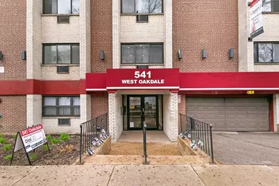 541 W Oakdale Avenue #218, Chicago, IL 60657 - Photo 1