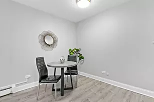 541 W Oakdale Ave, Chicago, IL 60657 - Photo 5