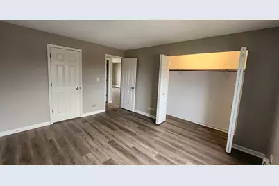 400 Echo Lane #4, Aurora, IL 60504 - Photo 9