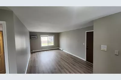 400 Echo Lane #4, Aurora, IL 60504 - Photo 3