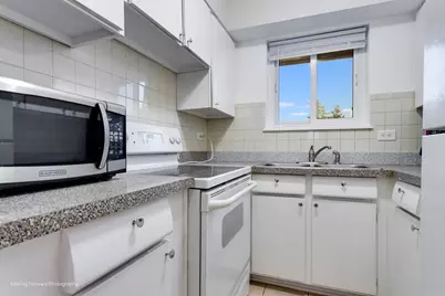 1509 Brown Street #11E, Des Plaines, IL 60016 - Photo 11