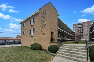 1509 Brown St, Des Plaines, IL 60016 - Photo 1