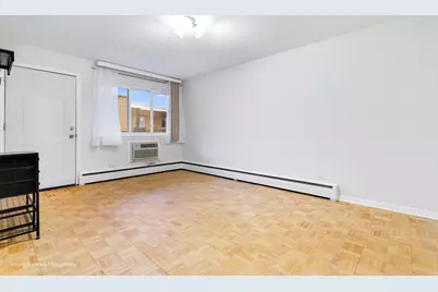 1509 Brown Street #11E, Des Plaines, IL 60016 - Photo 9