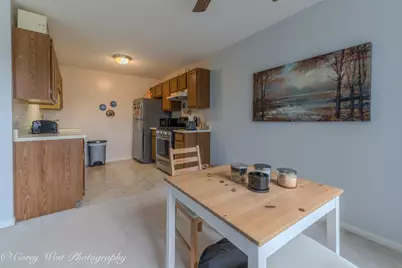 356 Woodview Circle #A, Elgin, IL 60120 - Photo 9