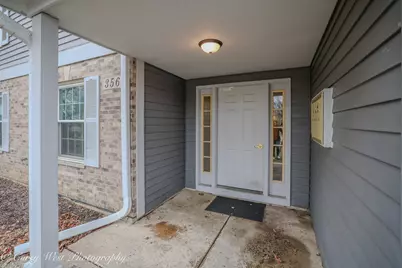 356 Woodview Circle #A, Elgin, IL 60120 - Photo 3