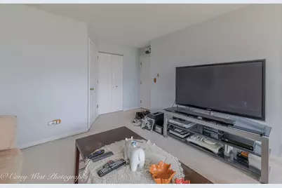 356 Woodview Circle #A, Elgin, IL 60120 - Photo 5