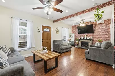 1942 W Fargo Avenue, Chicago, IL 60645 - Photo 5