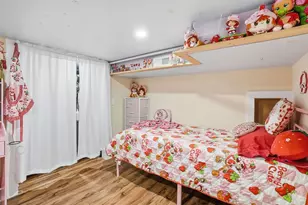 1942 W Fargo Ave, Chicago, IL 60645 - Photo 21