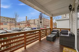 1942 W Fargo Ave, Chicago, IL 60645 - Photo 29