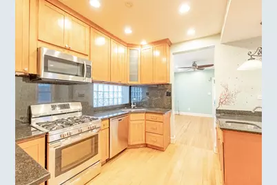 3041 N Davlin Court, Chicago, IL 60618 - Photo 5