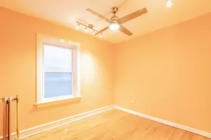 3041 N Davlin Ct, Chicago, IL 60618 - Photo 9