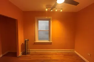 3041 N Davlin Ct, Chicago, IL 60618 - Photo 3