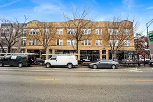 2234 W Roscoe St, Chicago, IL 60618 - Photo 1