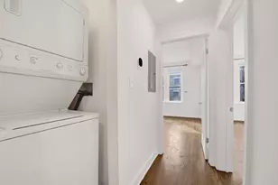 2234 W Roscoe St, Chicago, IL 60618 - Photo 9