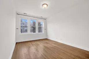 2234 W Roscoe St, Chicago, IL 60618 - Photo 13