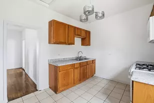 8705 S Saginaw Ave, Chicago, IL 60617 - Photo 33