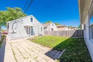 4503 N Sayre Ave, Harwood Heights, IL 60706 - Photo 9