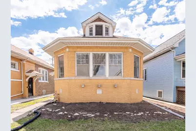 5641 W Patterson Avenue, Chicago, IL 60634 - Photo 1