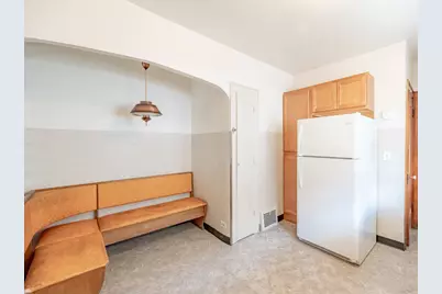 5641 W Patterson Avenue, Chicago, IL 60634 - Photo 7