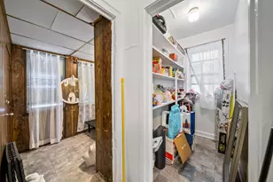 3748 N Troy St, Chicago, IL 60618 - Photo 11