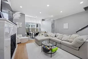 925 N Willard Ct, Chicago, IL 60642 - Photo 3