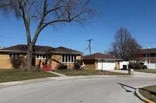 702 E 162nd Pl, South Holland, IL 60473 - Photo 3