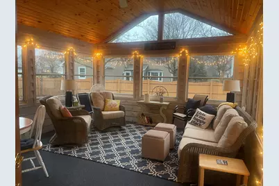 979 Millview Drive, Batavia, IL 60510 - Photo 11