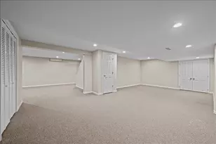 979 Millview Dr, Batavia, IL 60510 - Photo 27