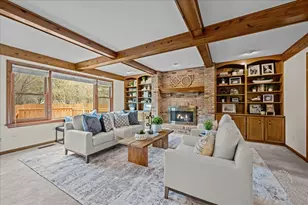 979 Millview Dr, Batavia, IL 60510 - Photo 5