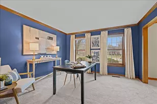 979 Millview Dr, Batavia, IL 60510 - Photo 3