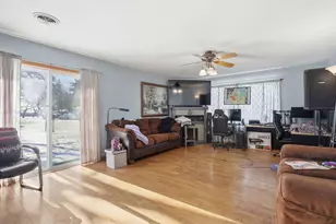 5455 Sand Ridge Rd, Morris, IL 60450 - Photo 7