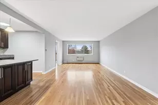 726 Dempster St, Mount Prospect, IL 60056 - Photo 13