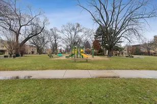 726 Dempster St, Mount Prospect, IL 60056 - Photo 23