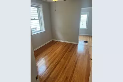 5537 N Luna Avenue #1, Chicago, IL 60630 - Photo 9