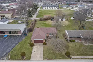 155 E Baker St, Manteno, IL 60950 - Photo 39