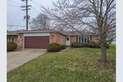 155 E Baker Street, Manteno, IL 60950 - Photo 1