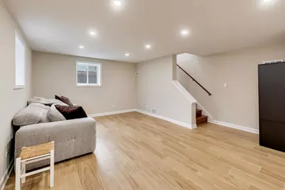 8512 W Crain Street, Niles, IL 60714 - Photo 23