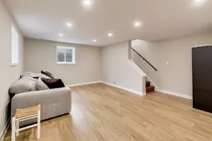 8512 W Crain St, Niles, IL 60714 - Photo 23