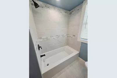 12051 S Yale Avenue, Chicago, IL 60628 - Photo 7