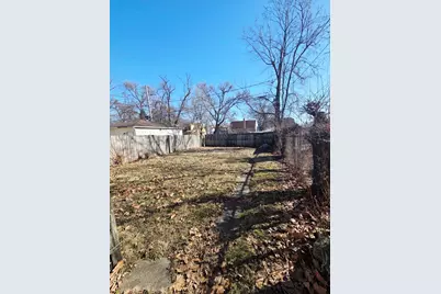 12051 S Yale Avenue, Chicago, IL 60628 - Photo 15