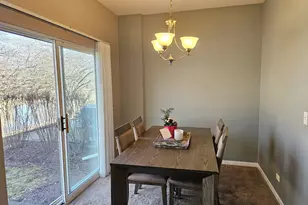 4012 Blackstone Dr, Aurora, IL 60504 - Photo 7