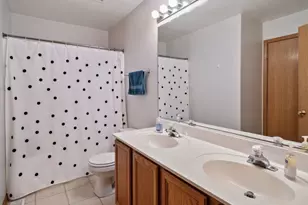 1702 Fieldstone Dr N, Shorewood, IL 60404 - Photo 19