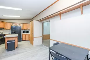 77 Berry Ln, Bourbonnais, IL 60914 - Photo 7