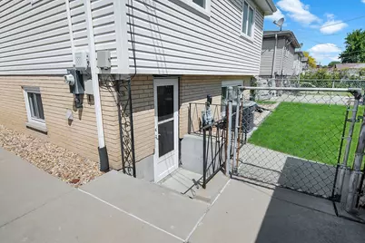 10125 S Komensky Avenue, Oak Lawn, IL 60453 - Photo 25