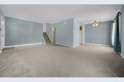 10125 S Komensky Avenue, Oak Lawn, IL 60453 - Photo 5